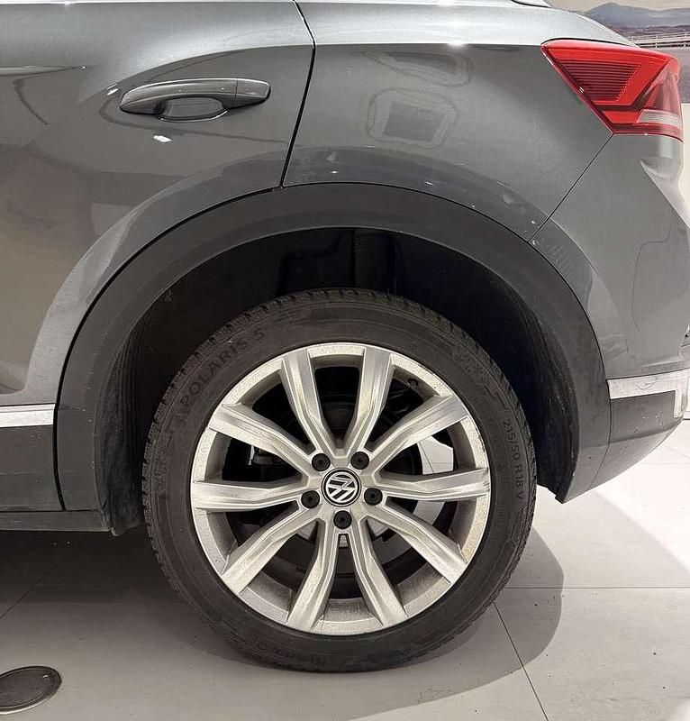Usata VW T-Roc Advance 150 CV (110 kW) 2018 Grigio SUV
