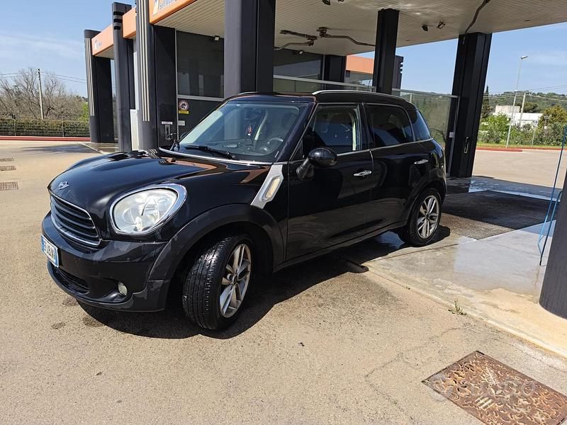 Usata Mini Countryman 111 CV (81 kW) 2010 Nero SUV