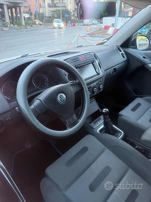 Usata VW Tiguan Sportline 150 CV (110 kW) 2009 Bianco SUV