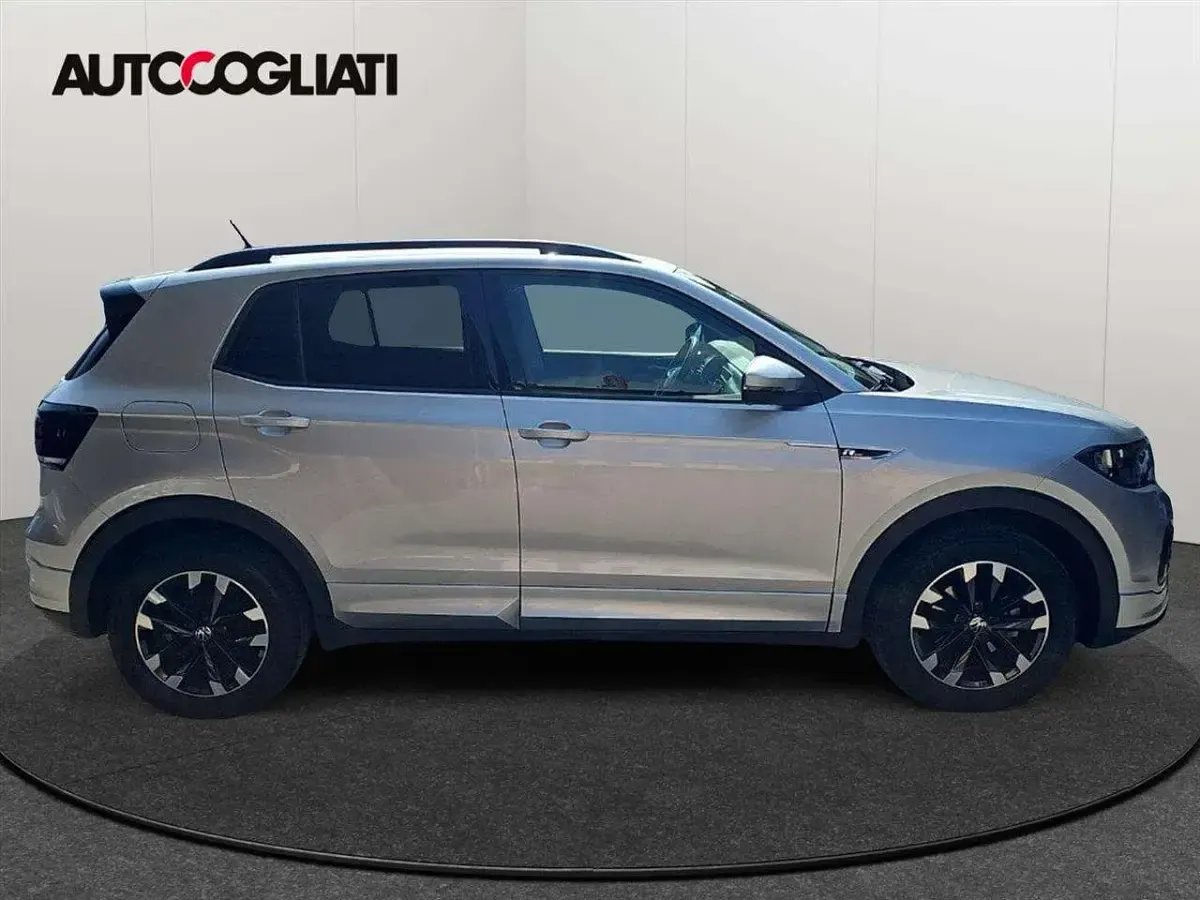 Usata VW T-Cross Sportline 95 CV (69 kW) 2023 Argento SUV