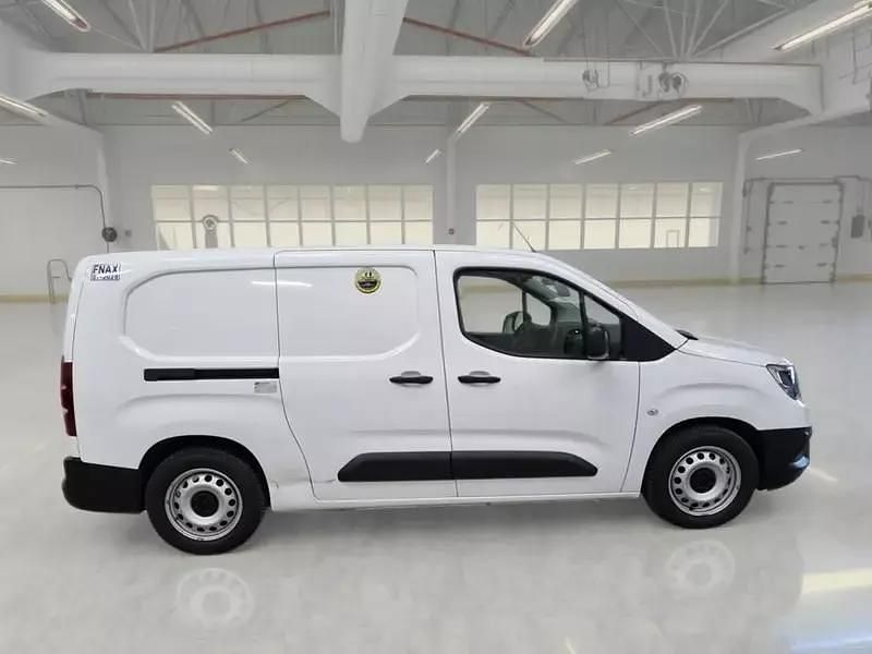 Usata Opel Combo-e Life Edition 56 kW (77 CV) 2022 Bianco Furgone