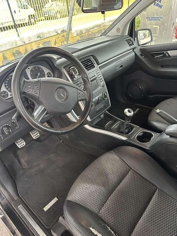 Usata Mercedes B180 116 CV (85 kW) 2010 Monovolume