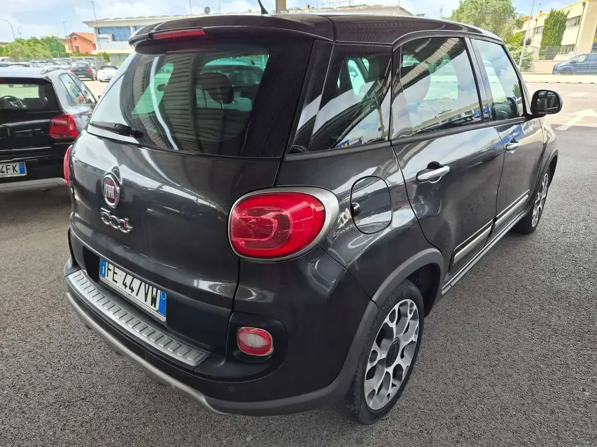 Usata Fiat 500L Trekking 95 CV (69 kW) 2016 Nero Monovolume