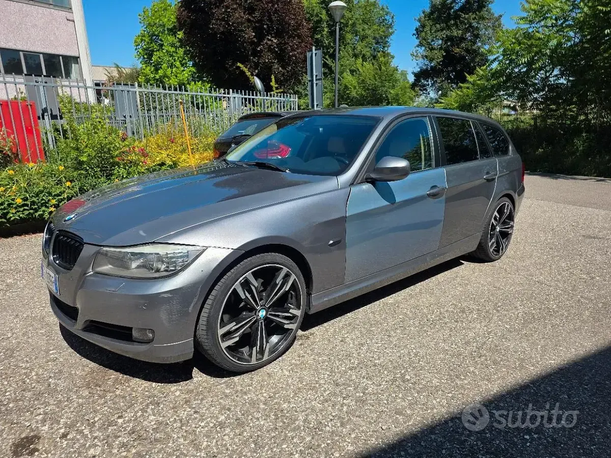 Usata BMW 320 184 CV (135 kW) 2010 Grigio Station wagon