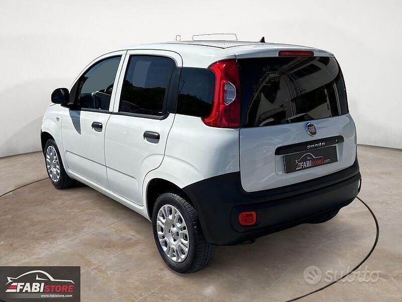 Usata Fiat Panda Pop 69 CV (50 kW) 2019 Bianco Utilitaria