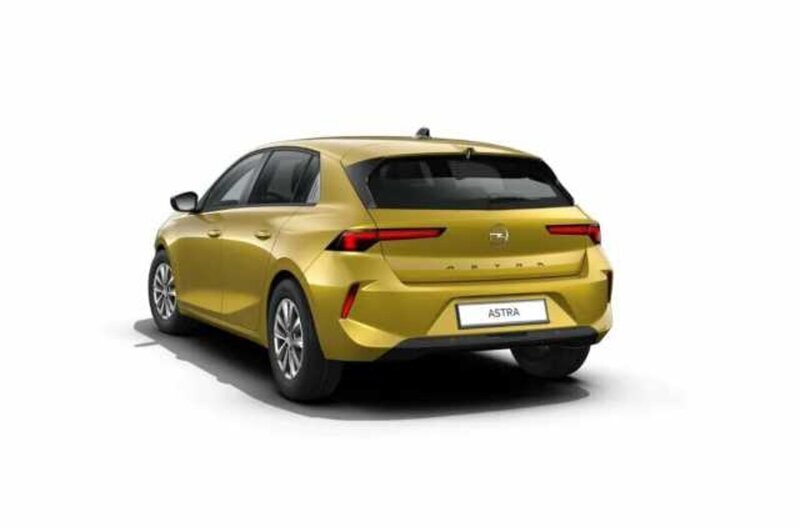 Usato 2024 Opel Astra 1.5 Diesel 131 CV (27.500 €)