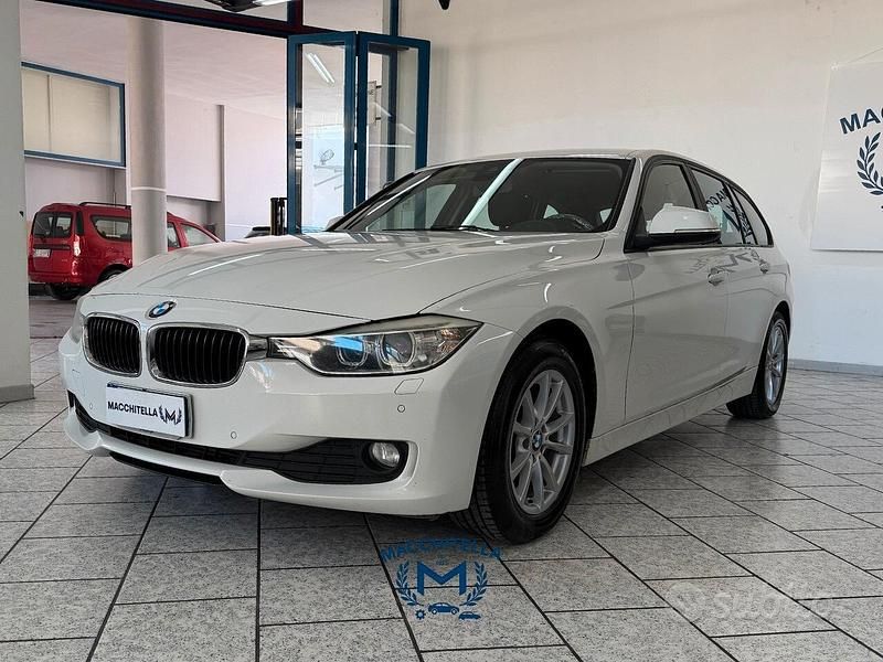 Usata BMW 318 Luxury Line 143 CV (105 kW) 2014 Bianco Station wagon