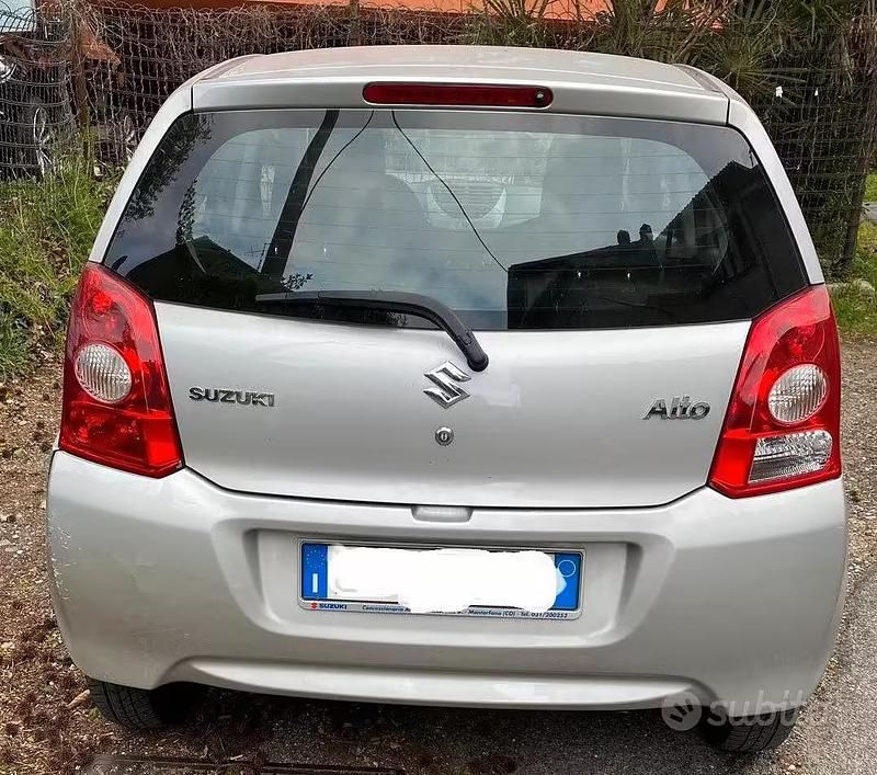 Usata Suzuki Alto GL 68 CV (50 kW) 2012 Argento Utilitaria