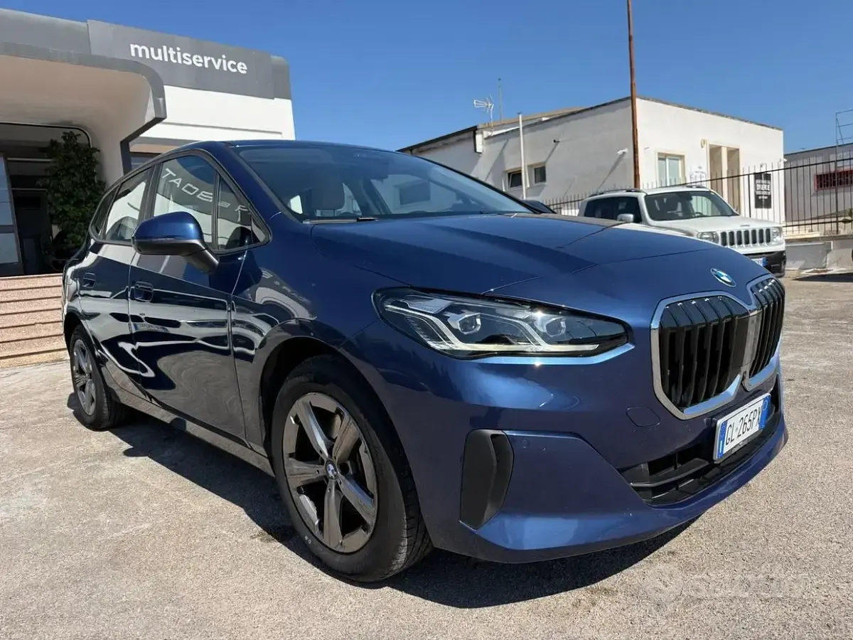 Usata BMW 218 Luxury Line 150 CV (110 kW) 2023 Bluazzurro Coupé