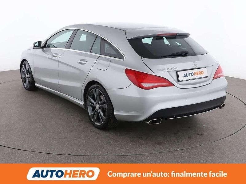 Usata Mercedes CLA200 Shooting Brake 136 CV (100 kW) 2016 Argento Station wagon