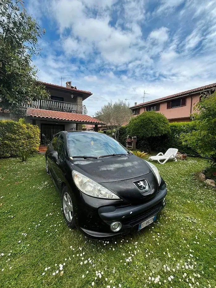 Occasion Peugeot 207 73 PK (53 kW) 2009 Sedan