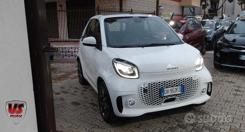 Bianco Usata 2022 Smart ForTwo Electric Drive Cabrio | 12.999 € (Ottimo prezzo) - Immagine 1/4