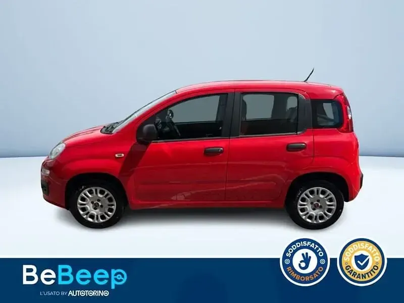 Usata Fiat Panda Easy 69 CV (50 kW) 2019 Rosso metallizzato Utilitaria