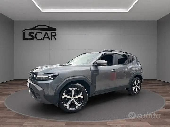 Usata Dacia Duster Journey 101 CV (74 kW) 2024 Grigio SUV