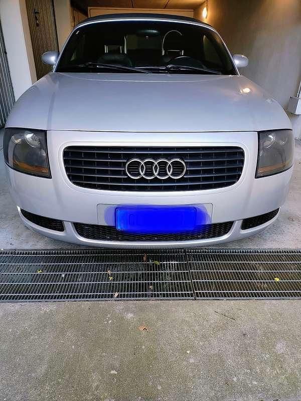 Usata Audi TT Roadster 179 CV (131 kW) 2000 Cabrio