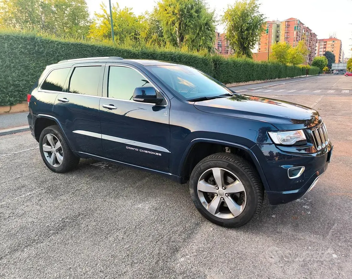 Usata Jeep Grand Cherokee Overland 250 CV (183 kW) 2016 Blu SUV