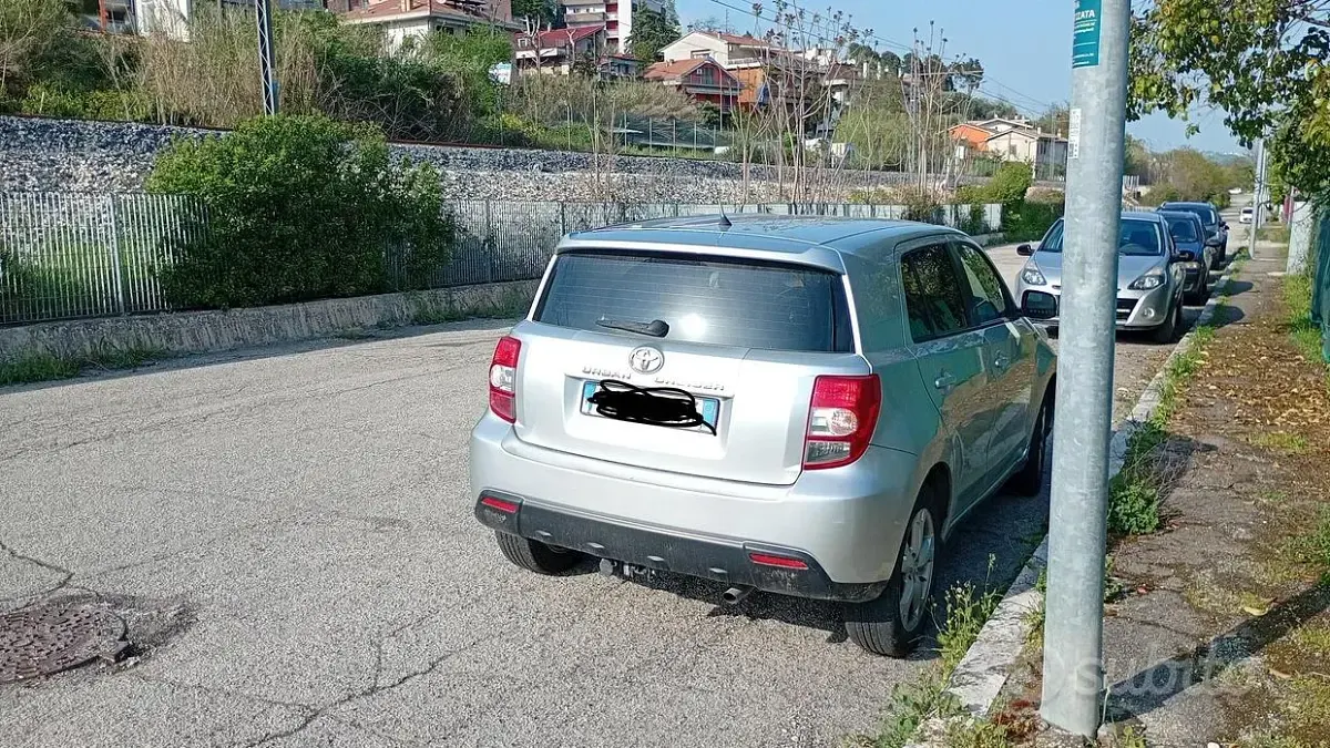 Usata Toyota Urban Cruiser 90 CV (66 kW) 2011 Utilitaria