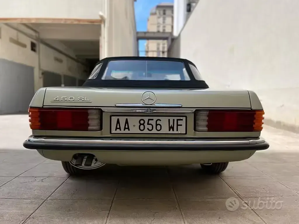 Usata Mercedes SL450 109 CV (80 kW) 1970 Verde Cabrio