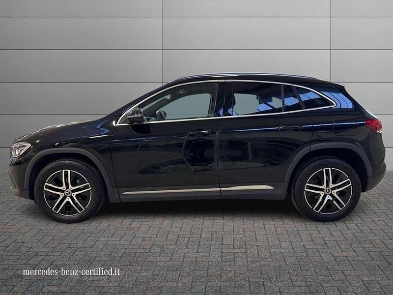 Begagnad Mercedes GLA200 150 HK (110 kW) 2022 Svart SUV
