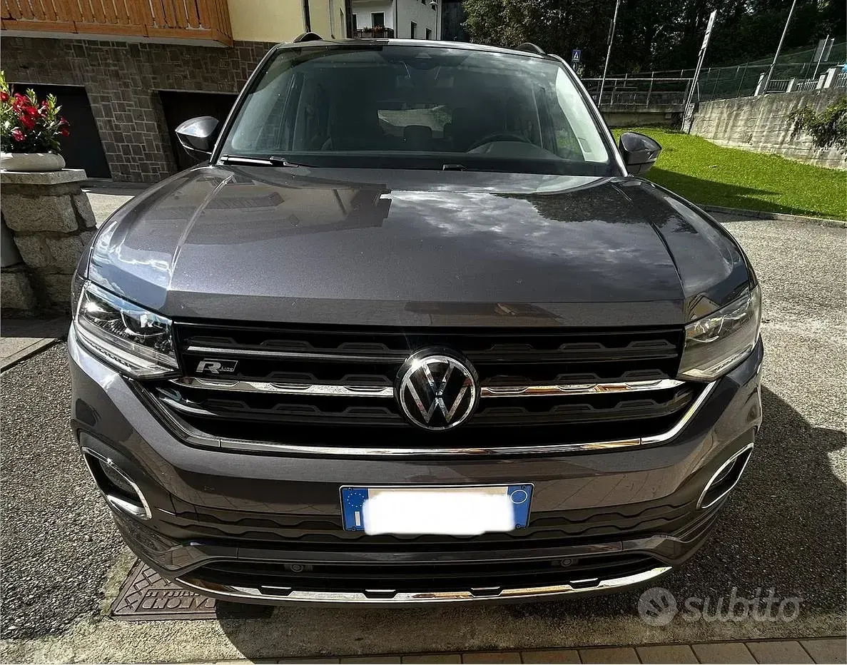 Usata VW T-Cross Style 150 CV (110 kW) 2022 Grigio SUV