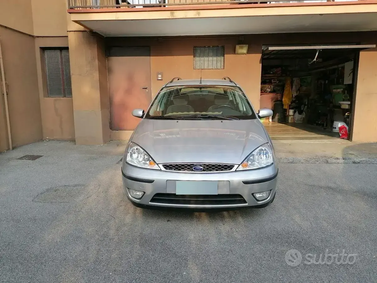 Usata Ford Focus 100 CV (73 kW) 2002 Station wagon