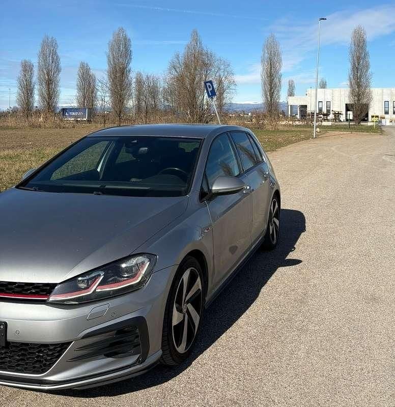 Usata VW Golf VII Edition 230 CV (169 kW) 2017 Berlina