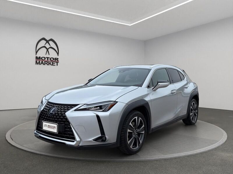 Argento Usata 2020 Lexus UX Business Edition SUV | 19.900 € (Buon prezzo) - Immagine 1/4