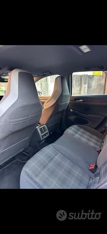 Usata VW Golf VIII GTD 200 CV (147 kW) 2021 Grigio Utilitaria