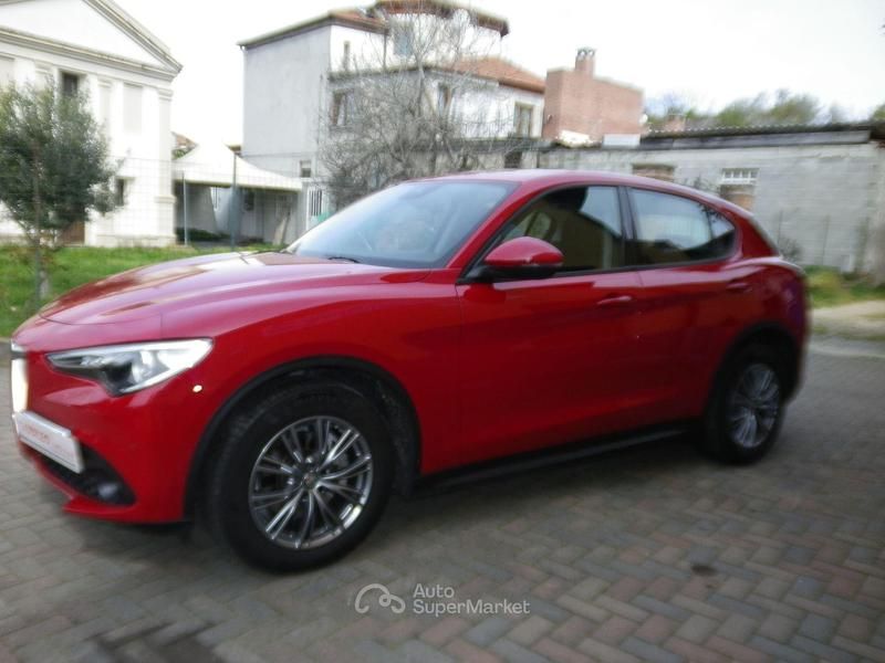 Usata Alfa Romeo Stelvio 190 CV (139 kW) 2021 Rosso SUV