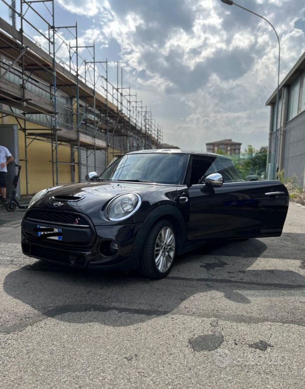 Usata Mini One D 116 CV (85 kW) 2014 Nero Utilitaria