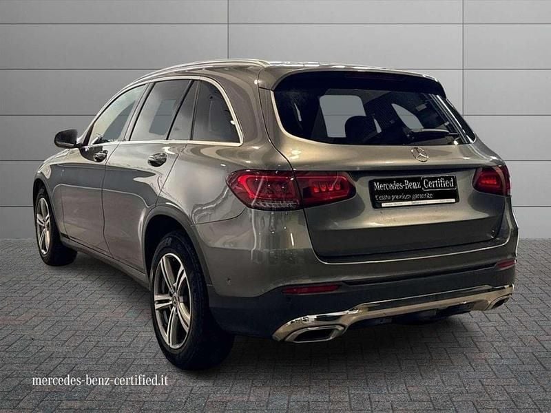 Begagnad Mercedes GLC220 194 HK (142 kW) 2021 Grå SUV
