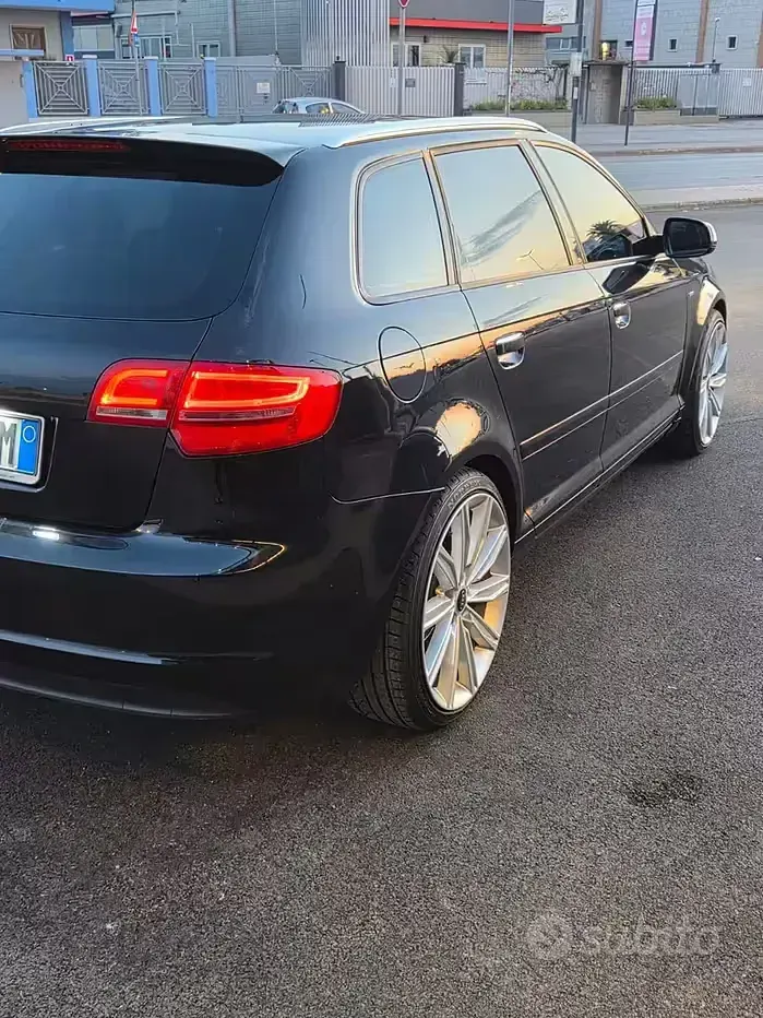 Usata Audi A3 Sportback S-Line 140 CV (102 kW) 2012 Nero Utilitaria