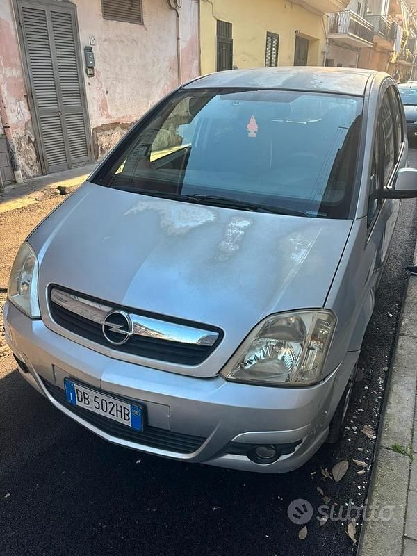 Usata Opel Meriva 2006 Grigio Monovolume