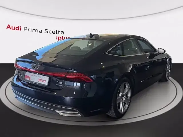 Usata Audi A7 Sportback Business Plus 340 CV (250 kW) 2023 Blu firmamento metallizzato Utilitaria