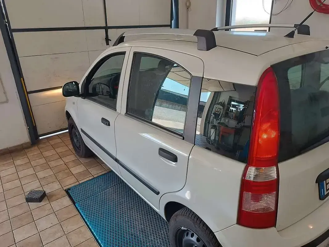 Usata Fiat Panda Classica 77 CV (56 kW) 2012 Bianco Utilitaria