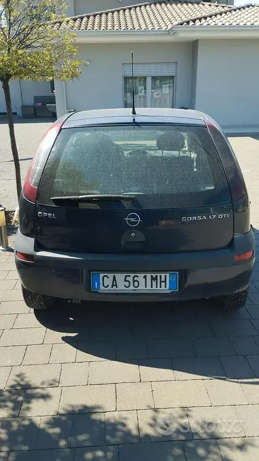 Usata Opel Corsa 75 CV (55 kW) 2002 Blu Utilitaria