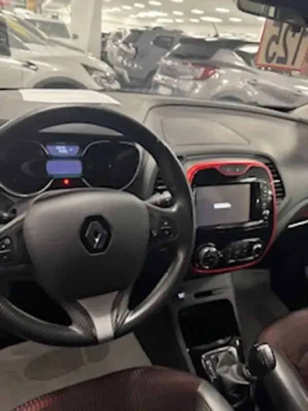 Usata Renault Captur Intens 90 CV (66 kW) 2016 Rosso SUV