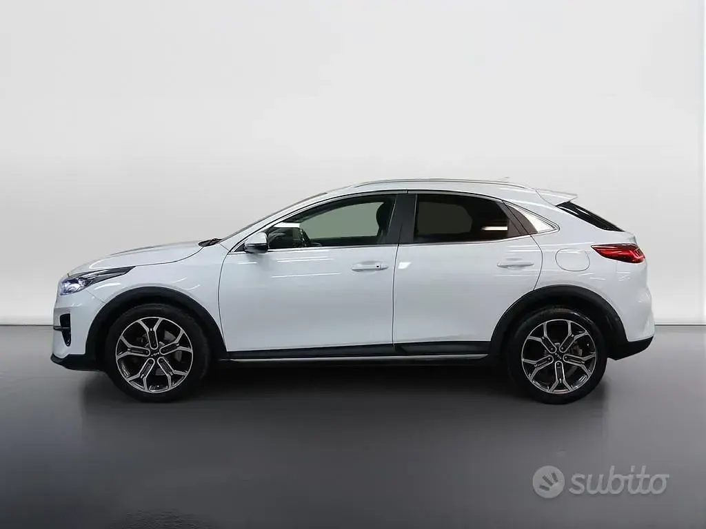 Usata Kia XCeed 160 CV (117 kW) 2022 Bianco SUV