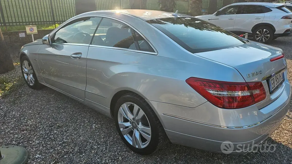 Usata Mercedes E350 Avantgarde 231 CV (169 kW) 2010 Grigio Coupé