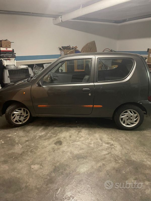 Usata 2000 Abarth 600 Tre volumi | 3500 € - Immagine 1/4