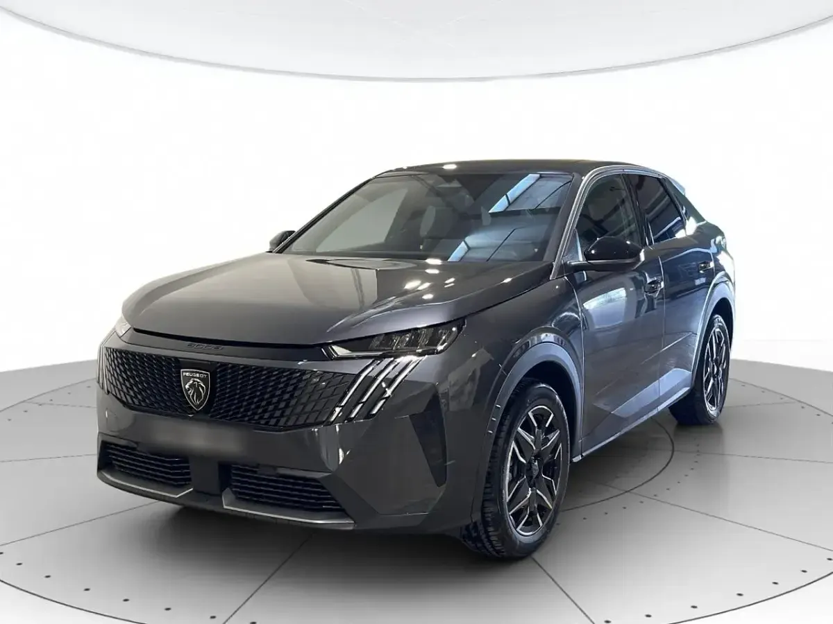 Usata Peugeot 3008 Allure 136 CV (100 kW) 2025 SUV