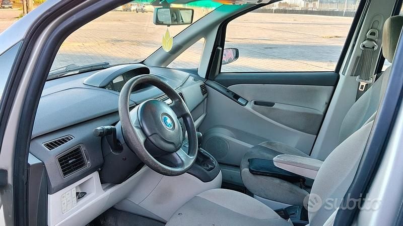 Usata Fiat Idea 70 CV (51 kW) 2004 Grigio Monovolume