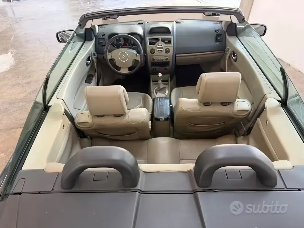 Usata Renault Mégane Cabriolet 165 CV (121 kW) 2007 Grigio Cabrio