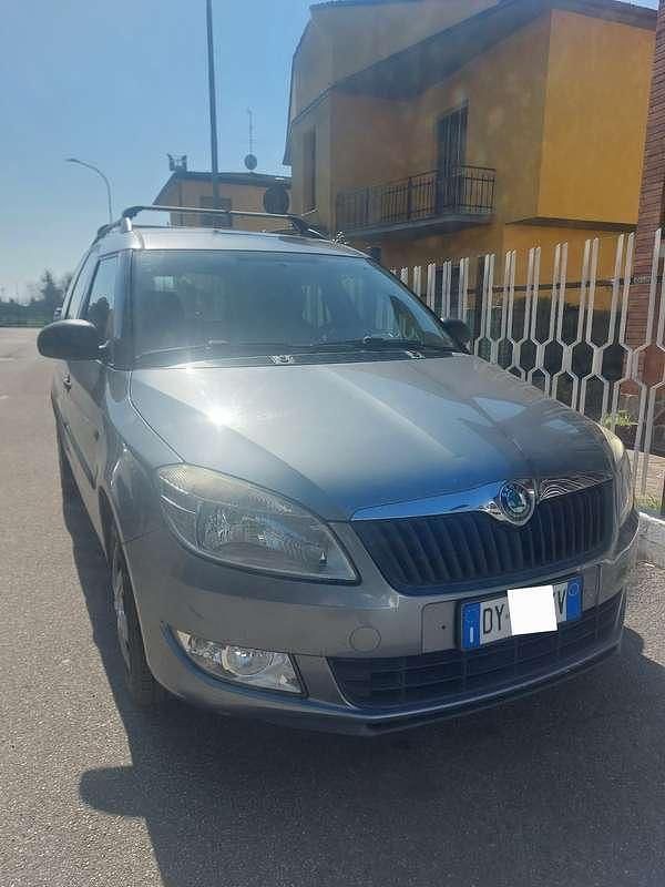 Usata Skoda Roomster Plus Edition 69 CV (50 kW) 2009 Monovolume