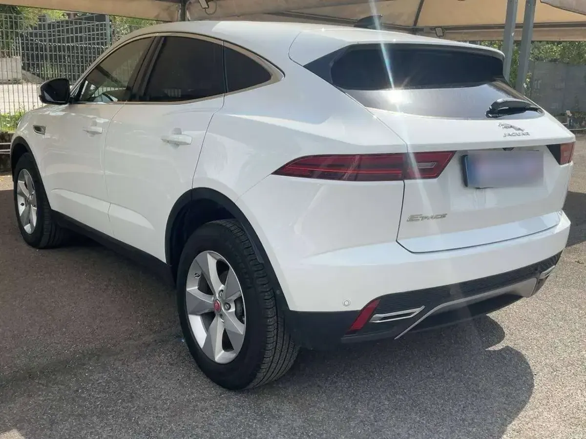 Usata Jaguar E-Pace 163 CV (119 kW) 2021 Bianco SUV