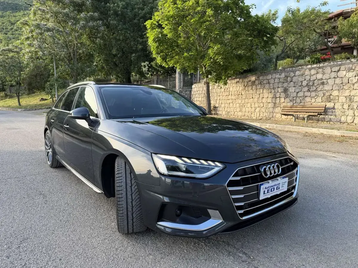 Usata Audi A4 Advanced 136 CV (100 kW) 2020 Grigio Station wagon