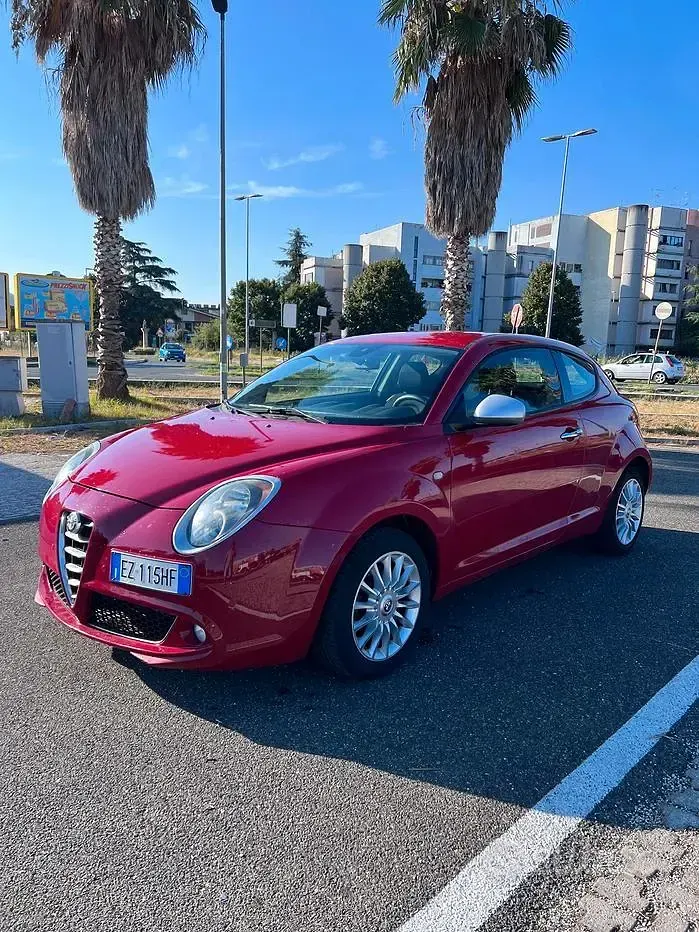Usata Alfa Romeo MiTo 77 CV (56 kW) 2015 Rosso Utilitaria