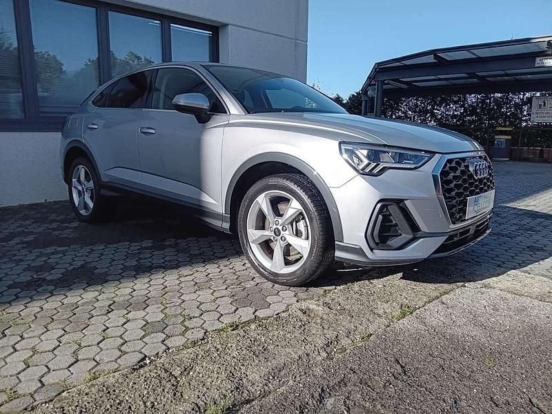 Usata Audi Q3 Sportback Ambiente 150 CV (110 kW) 2022 Argento SUV