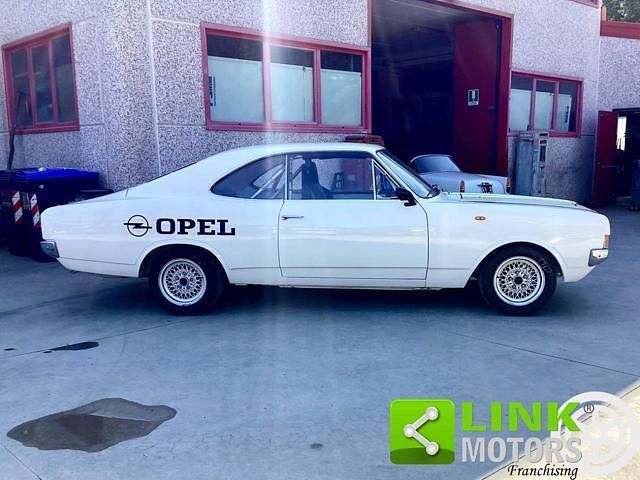 Usata Opel Commodore 131 CV (96 kW) 1969 Bianco