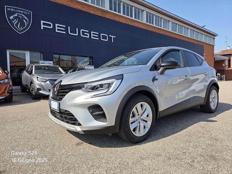 Argento Usata 2021 Renault Captur Zen SUV | 15.950 € (Ottimo prezzo) - Immagine 1/4